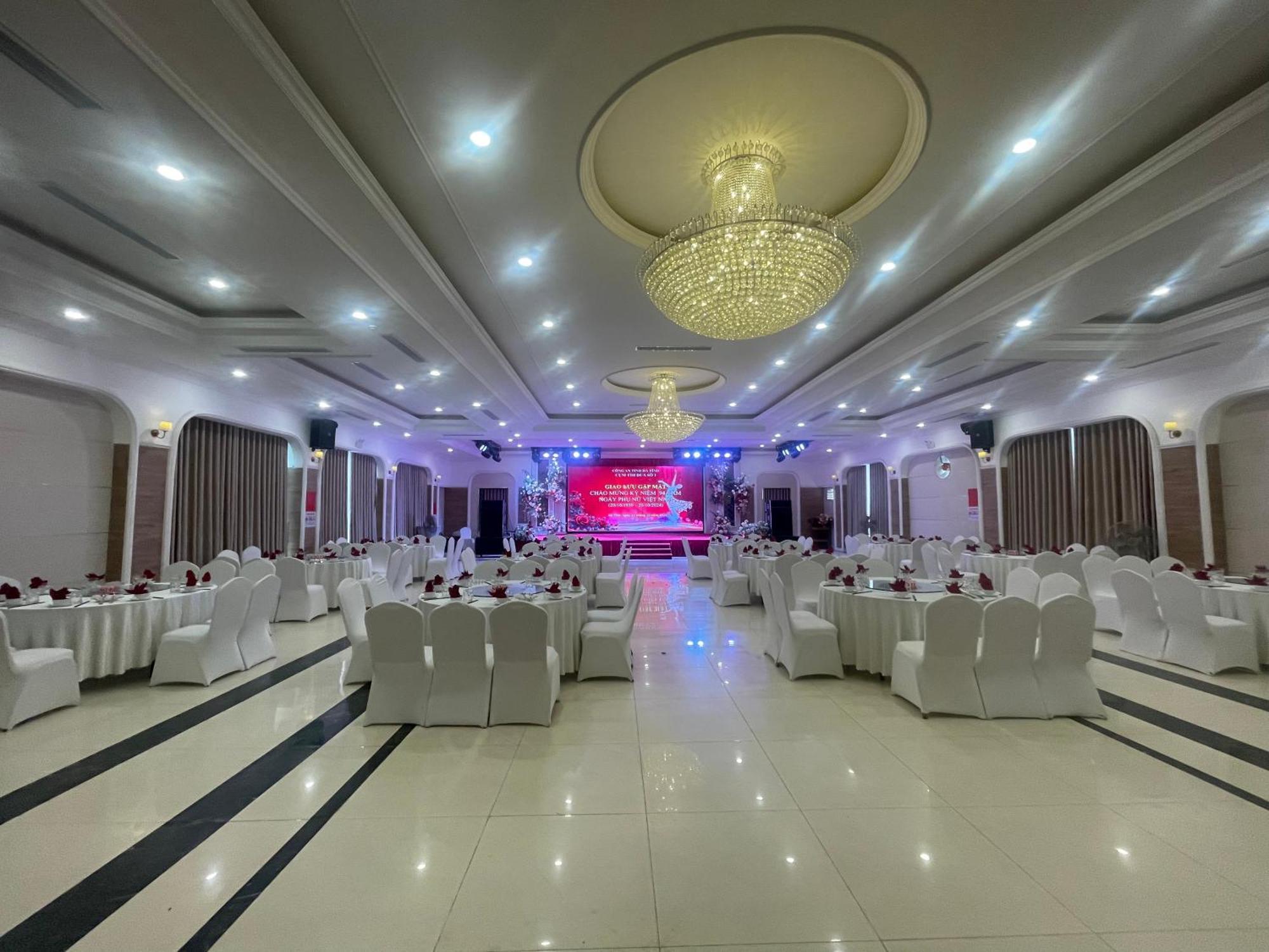 Ngan Ha Hotel Dai Tiet Εξωτερικό φωτογραφία